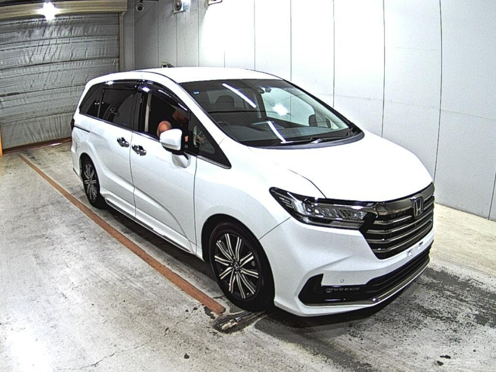 2021 Honda Odyssey Absolute | Executive Comfort | Versatile Utility