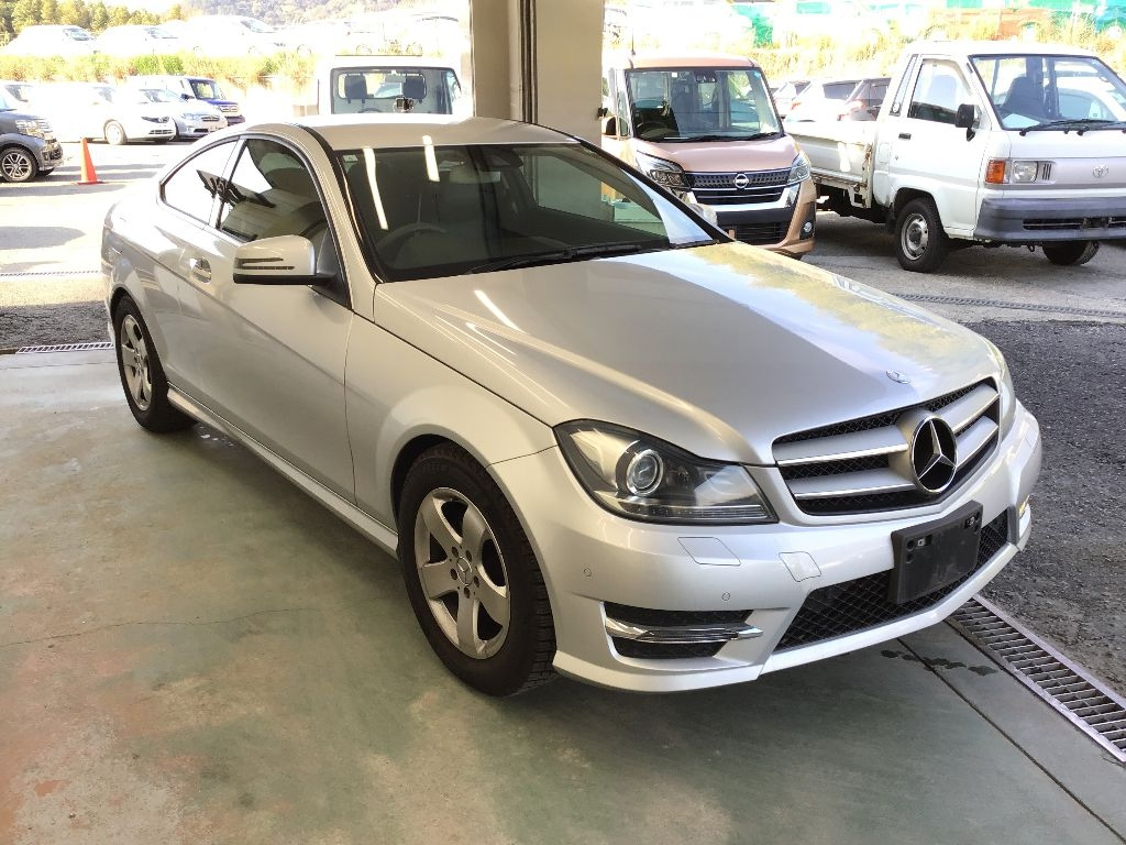 2013 Mercedes-Benz C180 BlueEFFICIENCY Coupe | Timeless Luxury & Sporty Lines