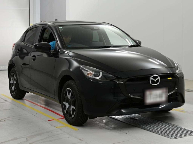 2024 Mazda Mazda2 15 BD 4WD | Modern, Custom-Vibe City Hatchback